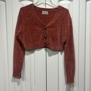 Urban Outfitters Womens Crop Sweater. Size: XS NEW